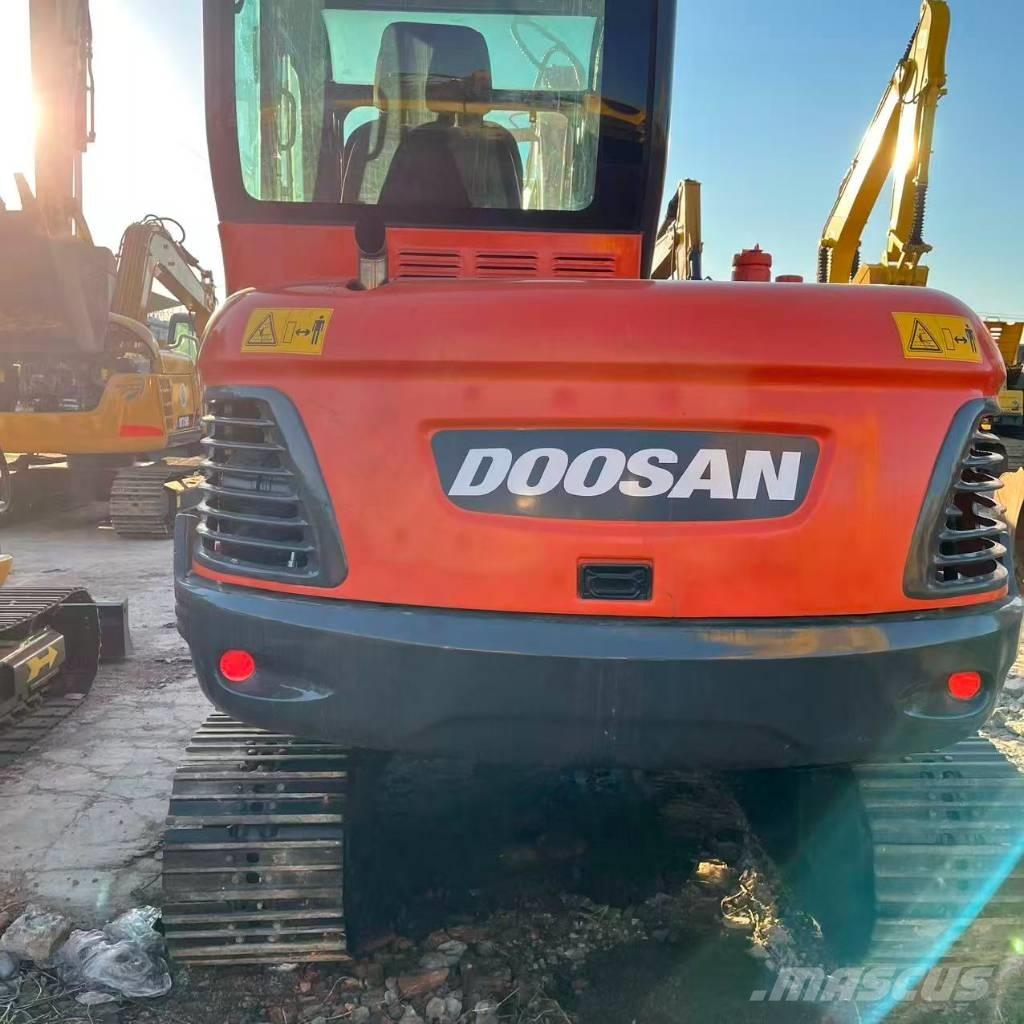 Doosan DX 60 Gravemaskiner på larvebånd