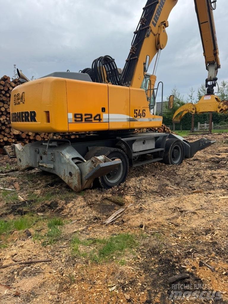 Liebherr A 924 C Knuckleboom læssere