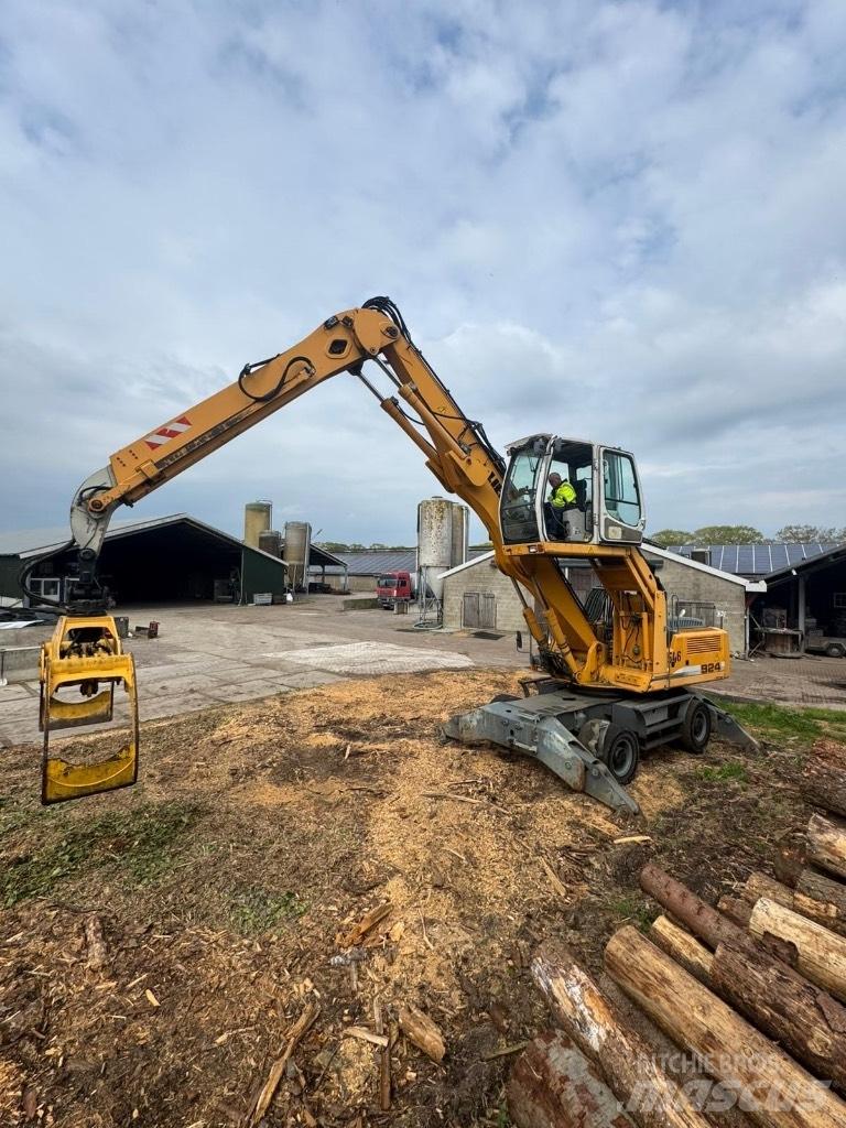 Liebherr A 924 C Knuckleboom læssere