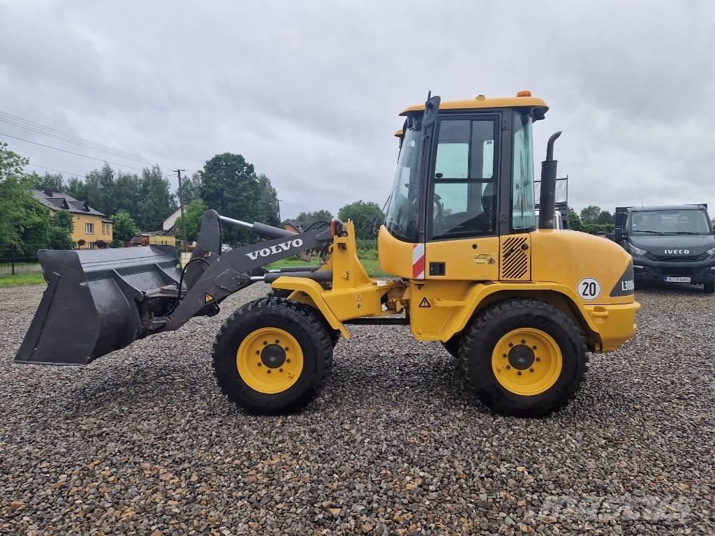 Volvo L 30 Læssemaskiner på hjul