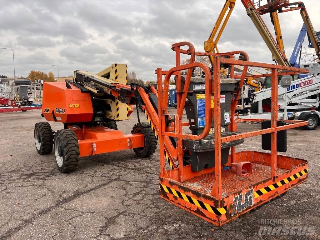 JLG 340 AJ Bomlifte med knækarm