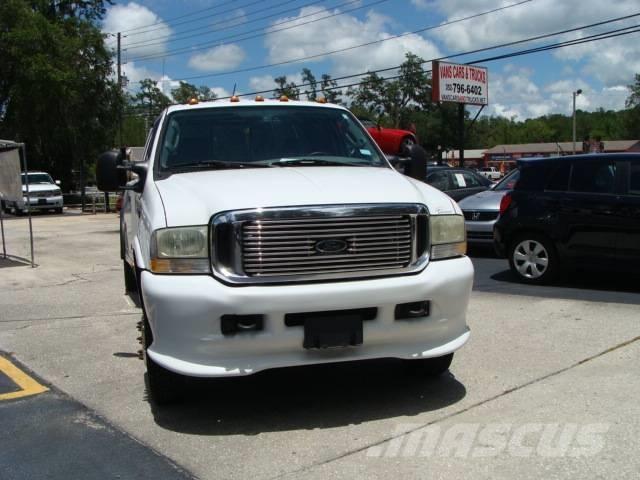 Ford F550 Lastbil med lad/Flatbed
