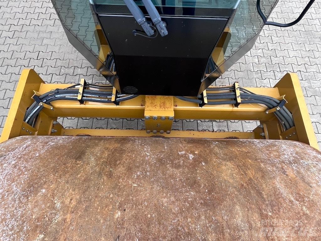 CAT CS66B Enkelt tromle