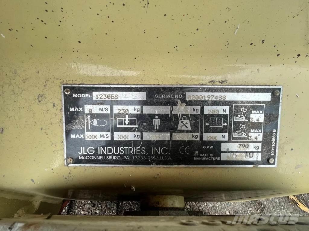 JLG 1230ES Teleskoplifte