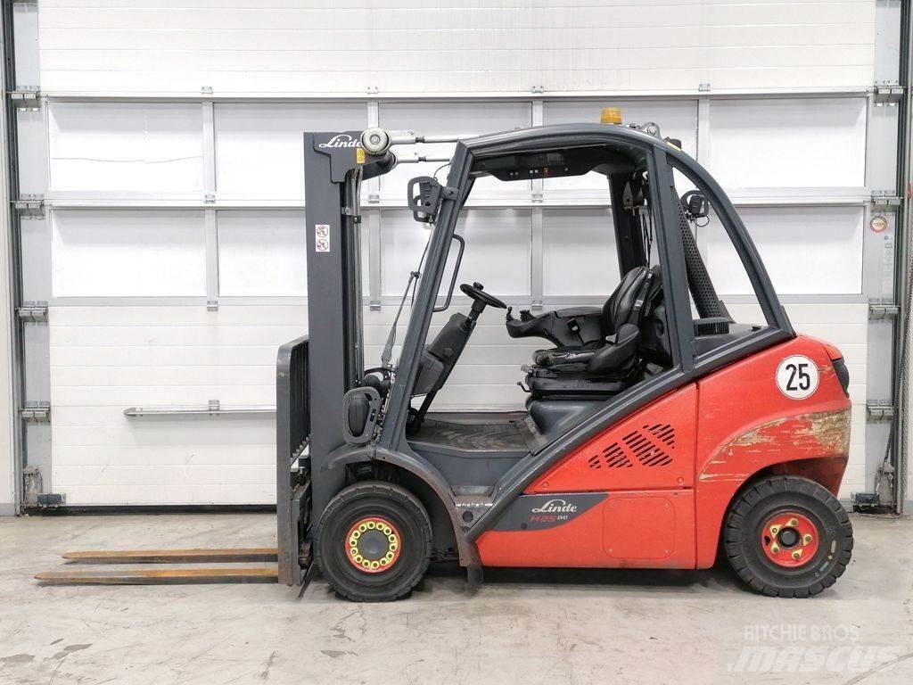 Linde H25D-02 Diesel gaffeltrucks