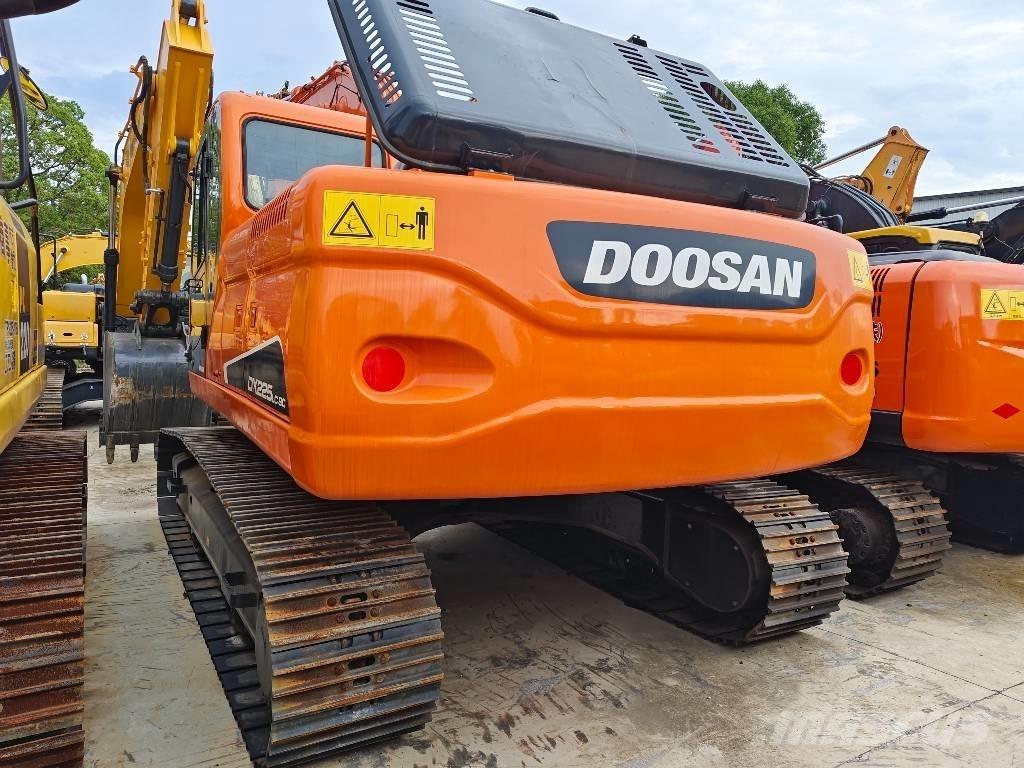 Doosan DX225LC-9C Gravemaskiner på larvebånd