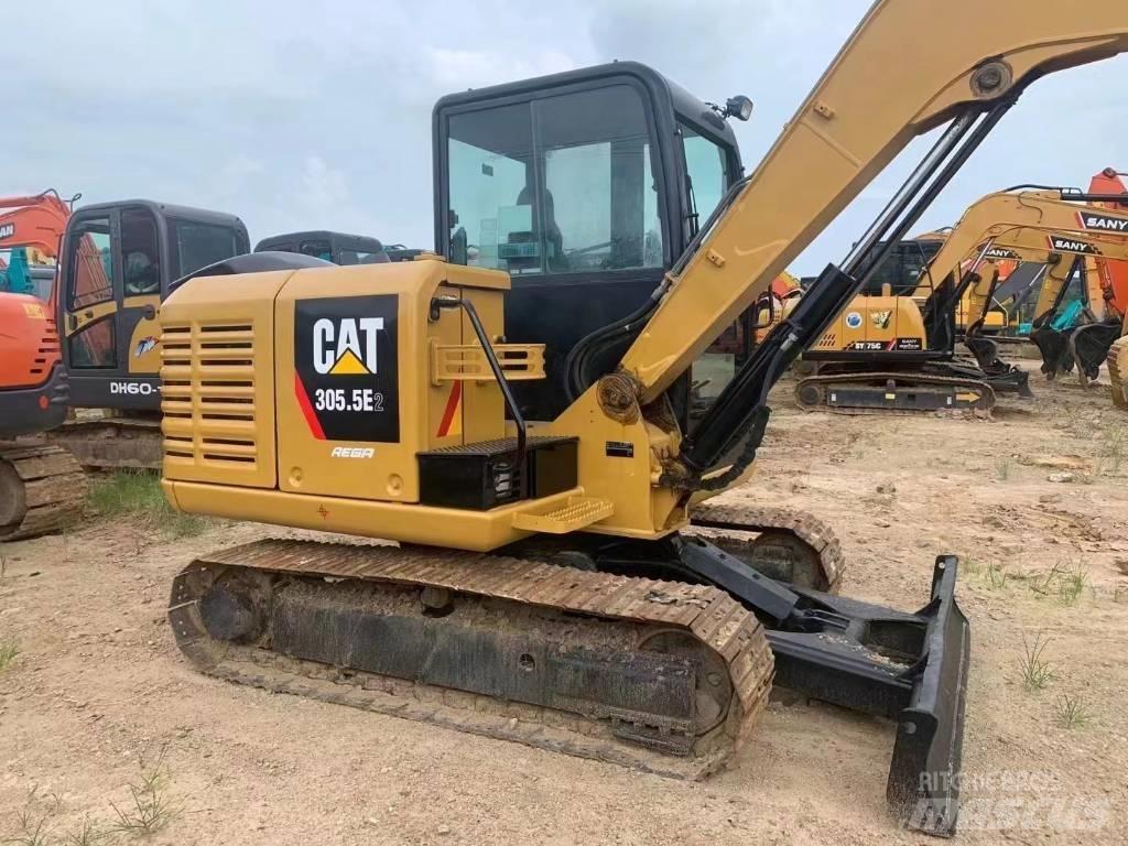 CAT  305.5 Gravemaskiner på larvebånd