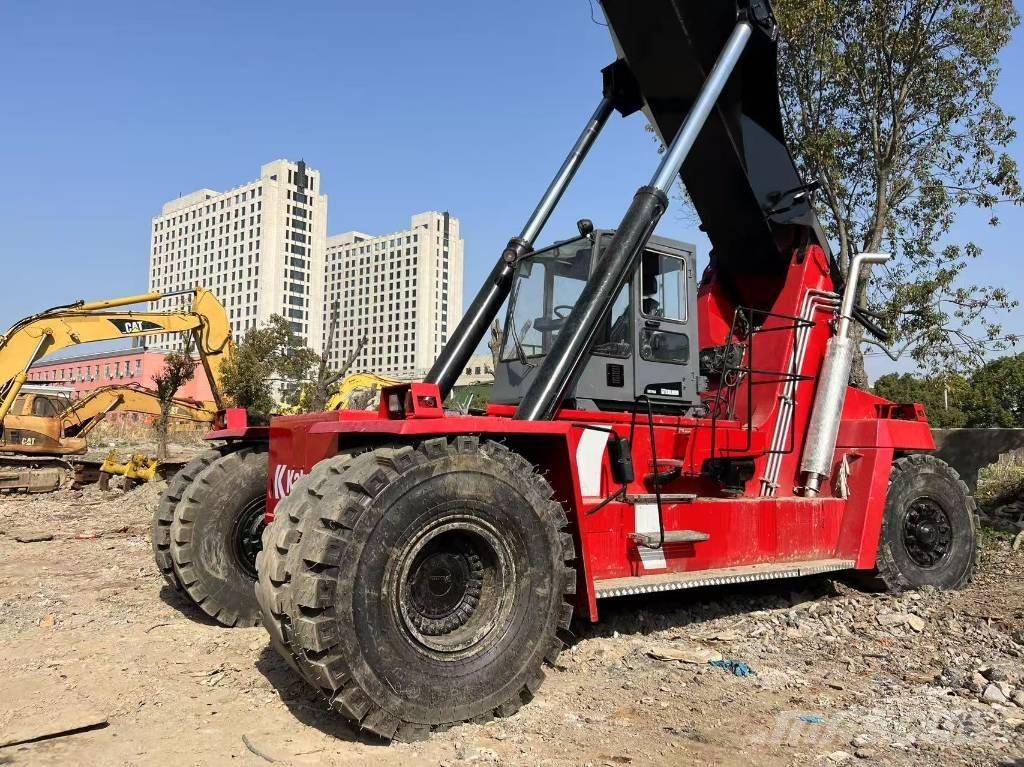 Kalmar DRF 450-60 Rækkestablere