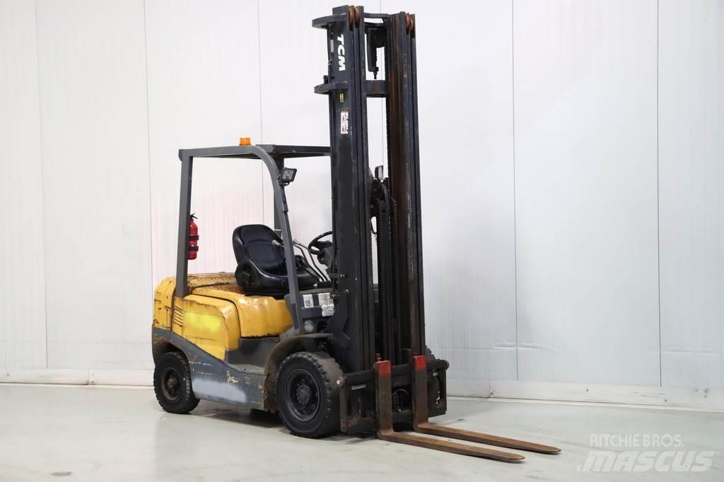 TCM FD25T3 Diesel gaffeltrucks