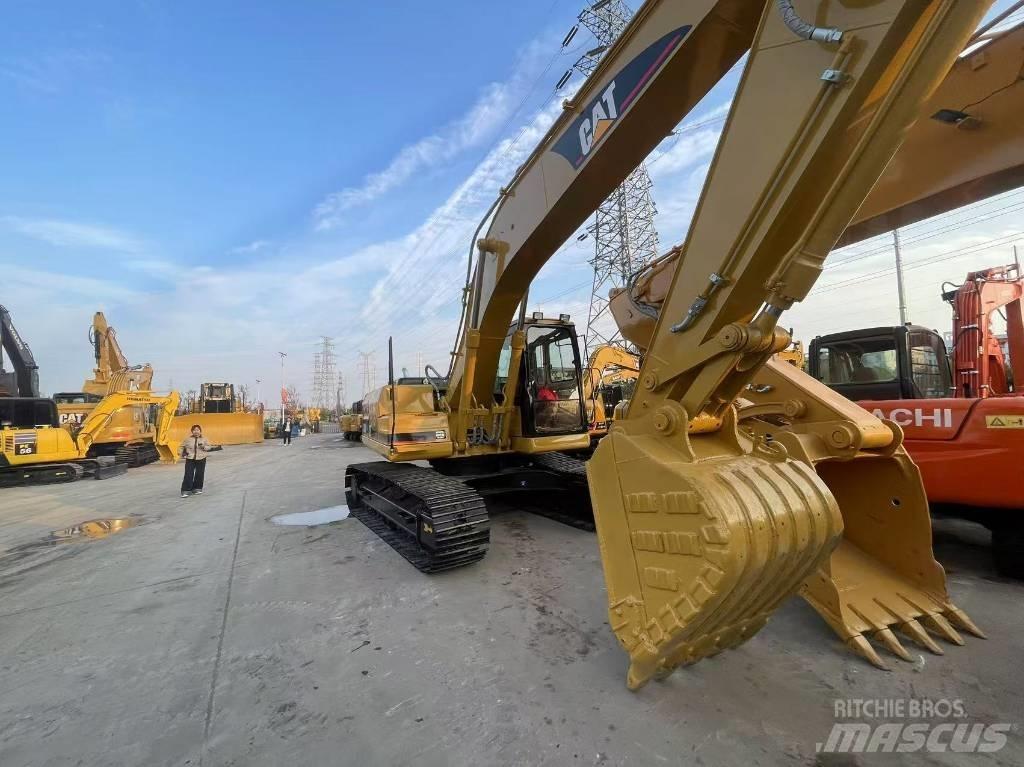 CAT 320 B Gravemaskiner på larvebånd