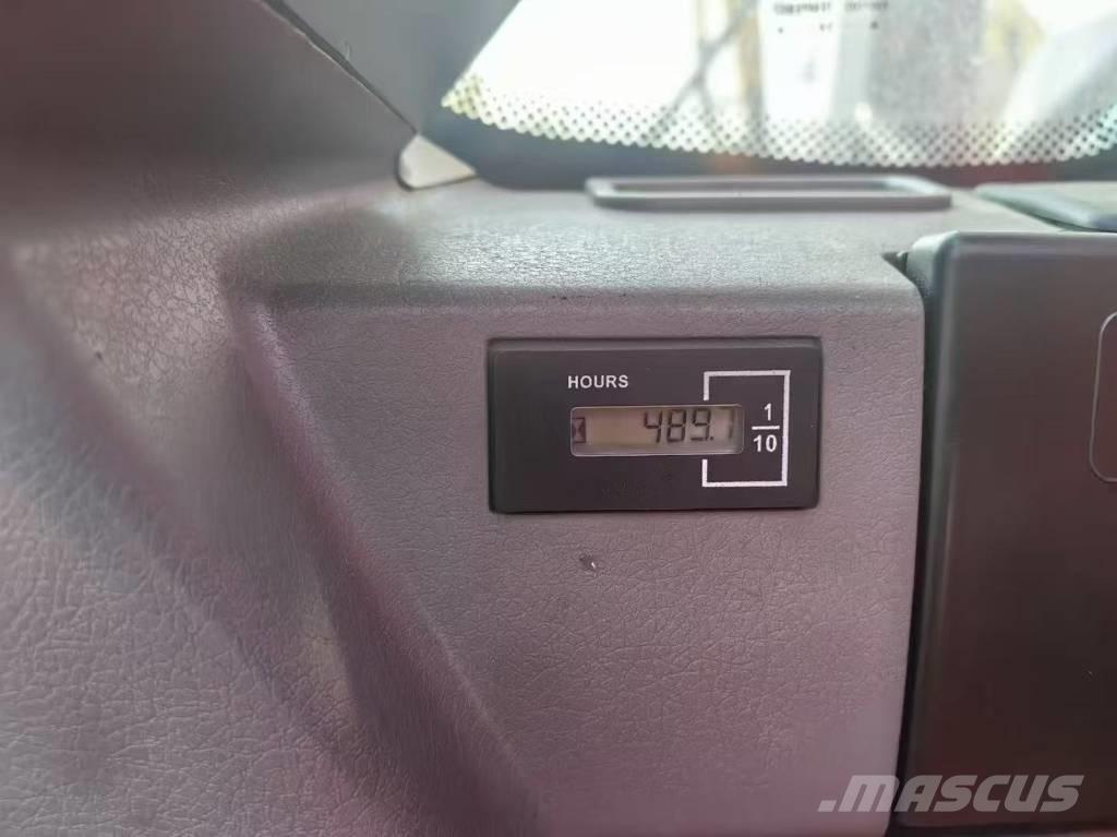 Doosan DX 225 LC Gravemaskiner på larvebånd