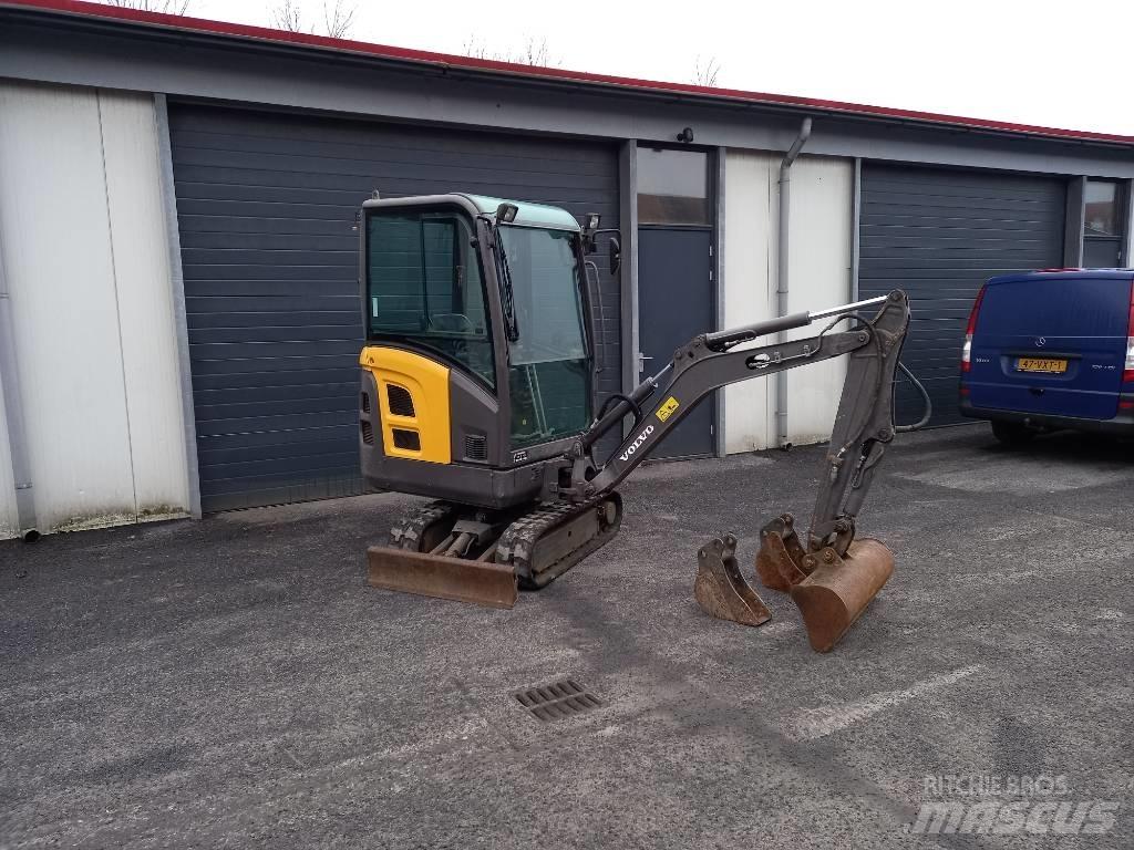 Volvo EC 15 Minigravemaskiner