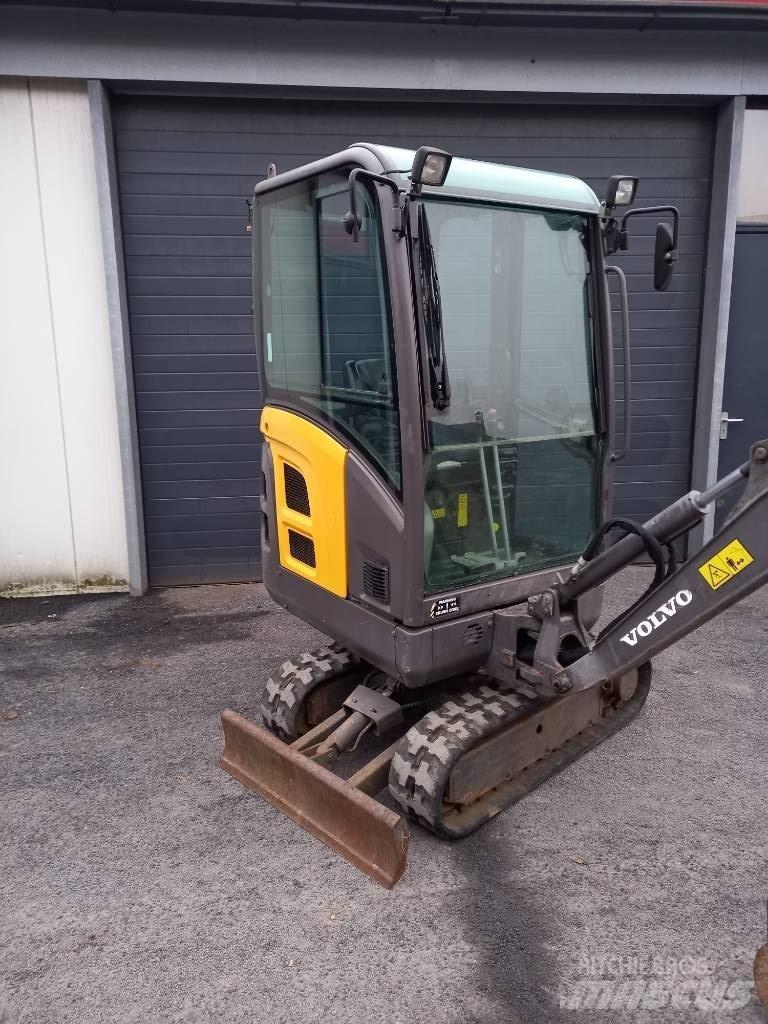 Volvo EC 15 Minigravemaskiner