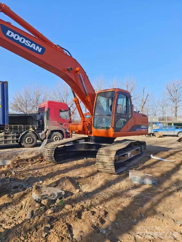 Doosan DH225LC-7 Gravemaskiner på larvebånd