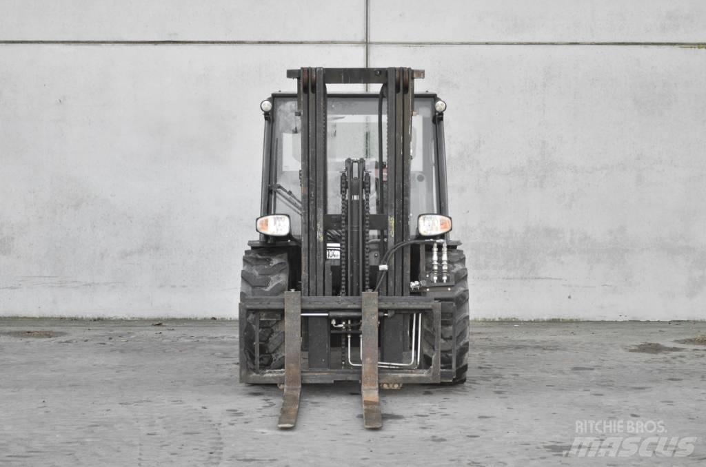 Manitou MC 30-4 Diesel gaffeltrucks