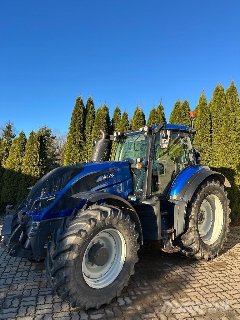 Valtra T234 VERSU Traktorer