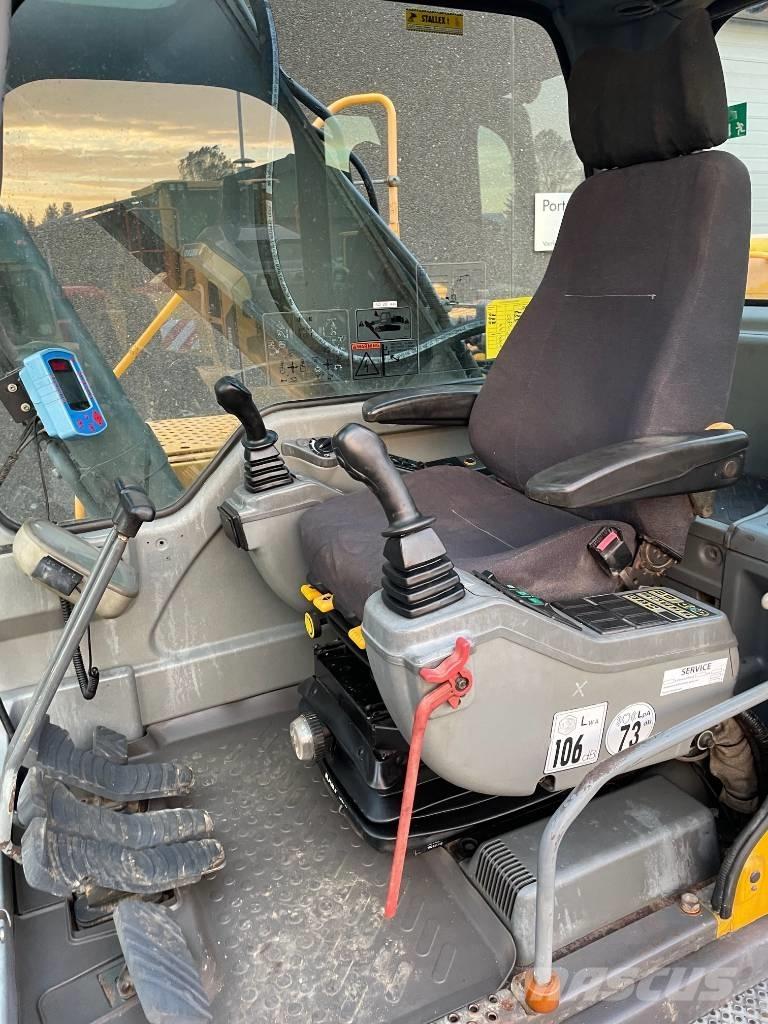 Volvo EC240B Gravemaskiner på larvebånd