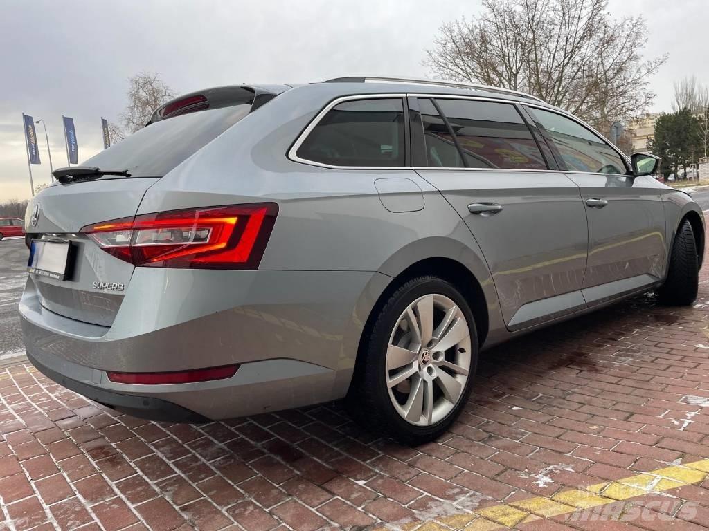 Skoda Superb Biler