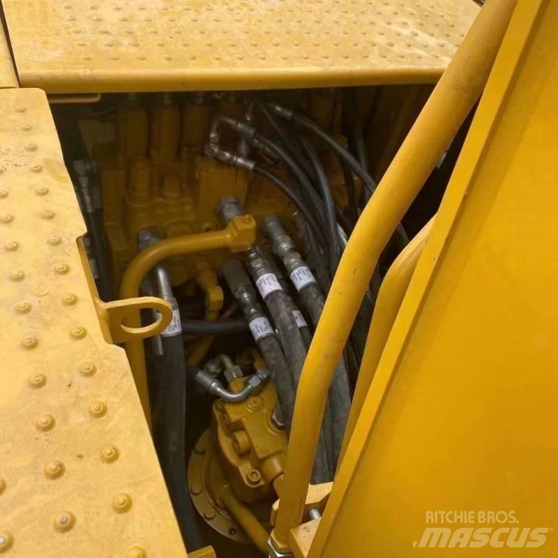 CAT 312 Gravemaskiner på larvebånd