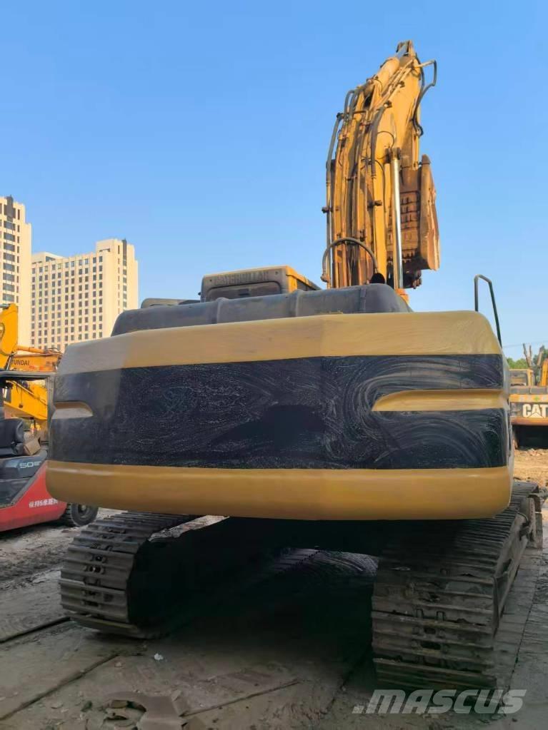 CAT 320 B L Gravemaskiner på larvebånd