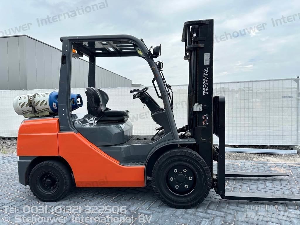 Toyota 02-8FGJF35 LPG gaffeltrucks