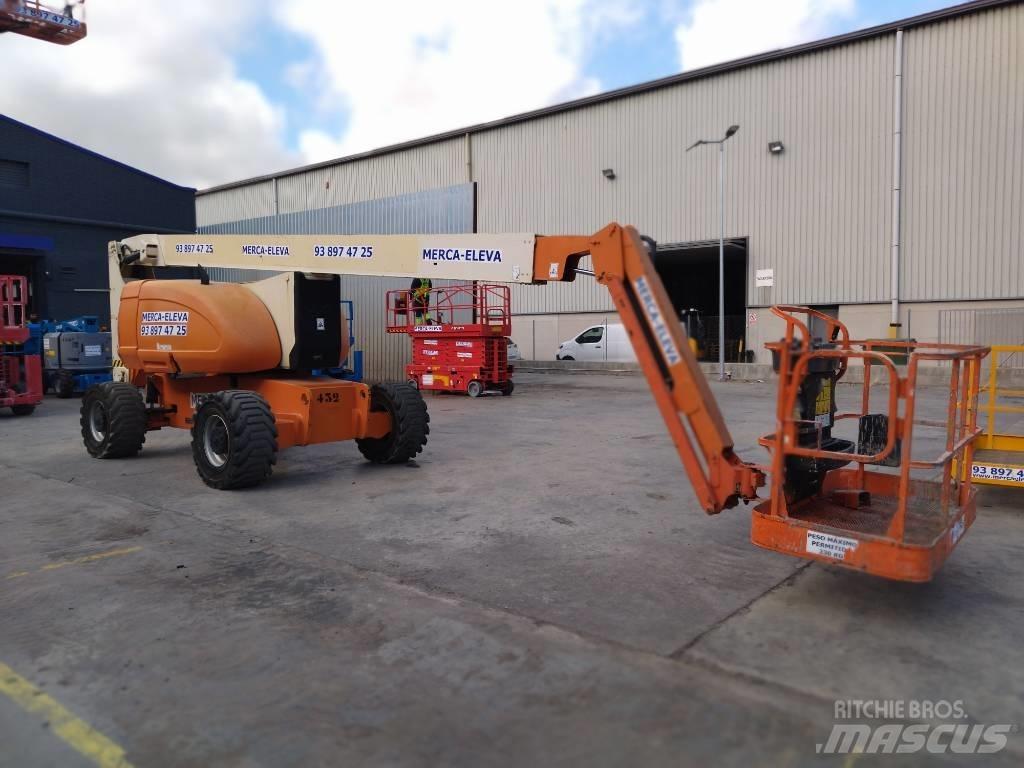 JLG 800 AJ Bomlifte med knækarm