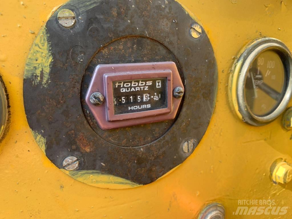 Morooka MST 800 Bælte-tipvogn
