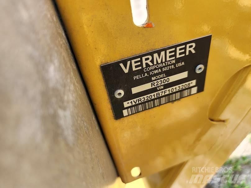 Vermeer R2300 River og høvendere