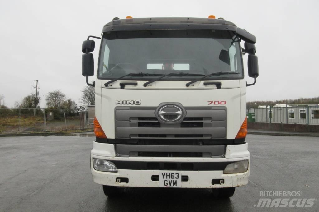 Hino 700 Lastbiler med tip