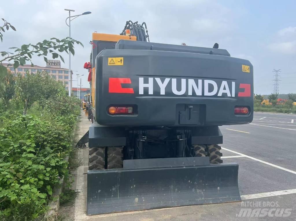 Hyundai 210WVS Gravemaskiner på hjul