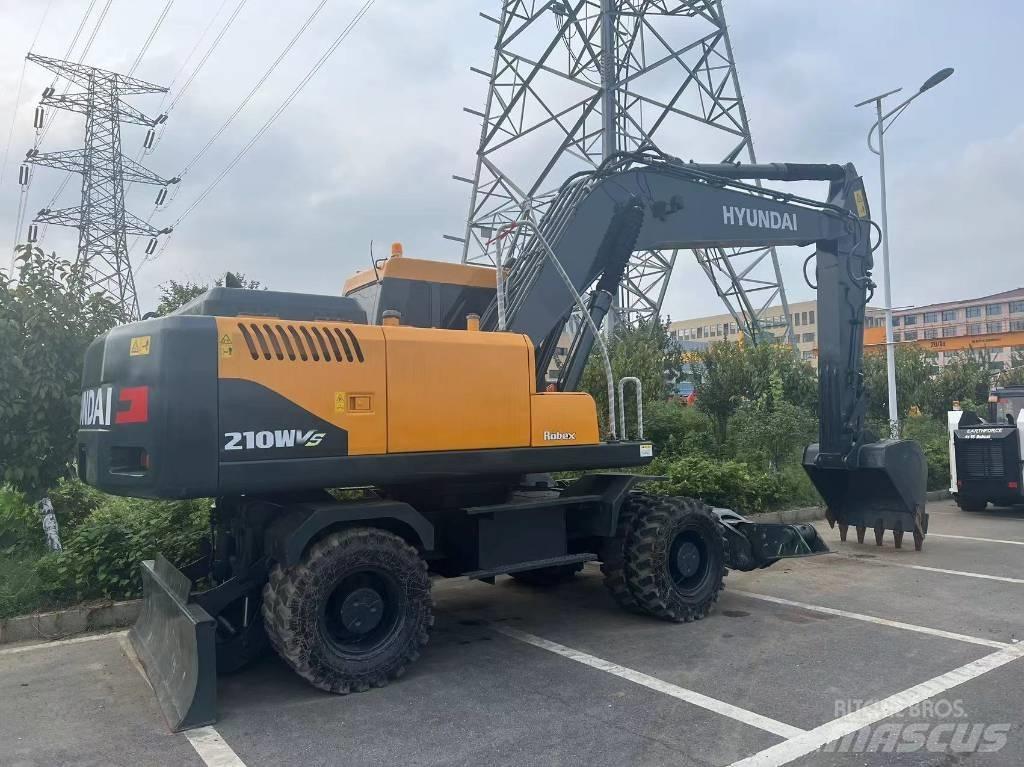 Hyundai 210WVS Gravemaskiner på hjul