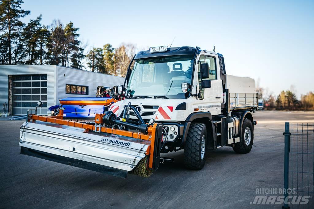 Unimog U 318 Fejebiler