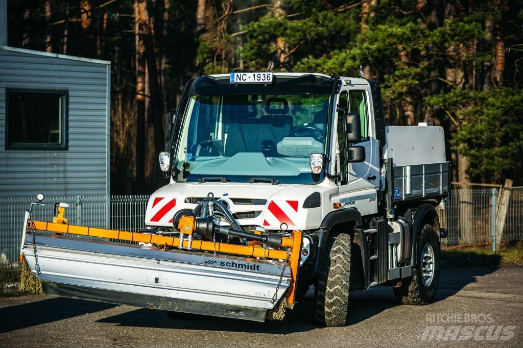 Unimog U 318 Fejebiler