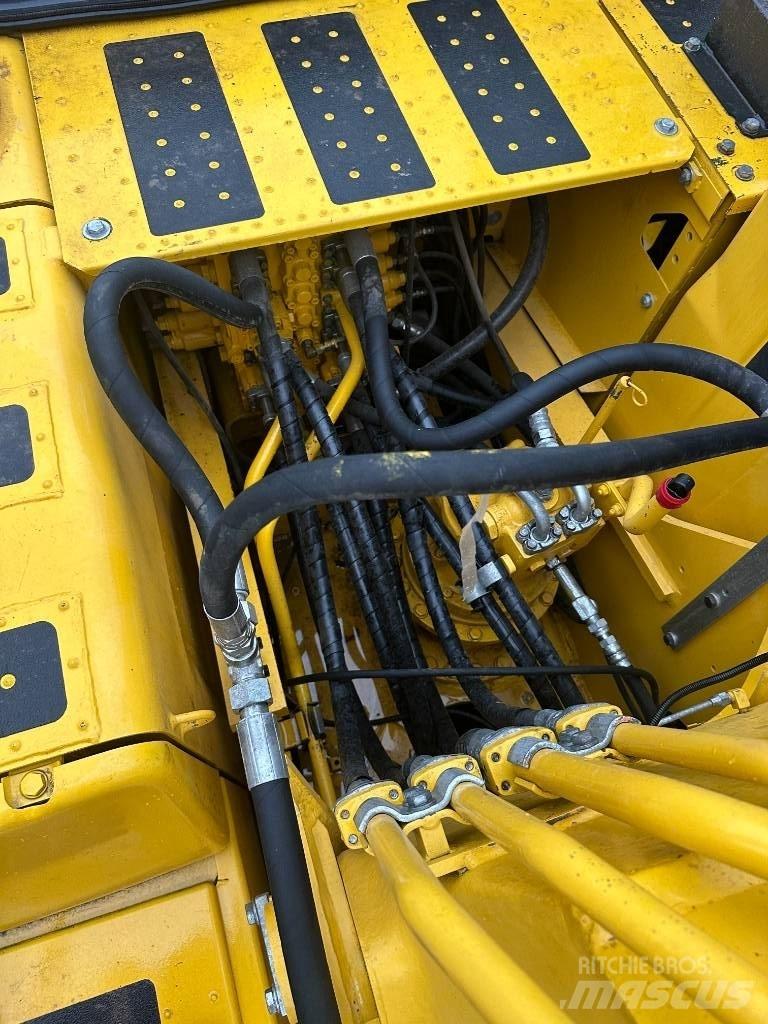 Komatsu PC 200-8 Gravemaskiner på larvebånd