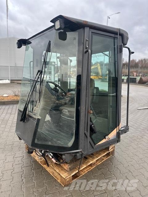 CASE 721 F USED CAB Kabiner og interiør