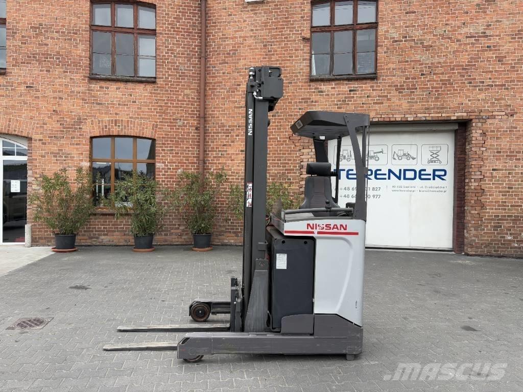 Nissan ULS 120 Reachtruck
