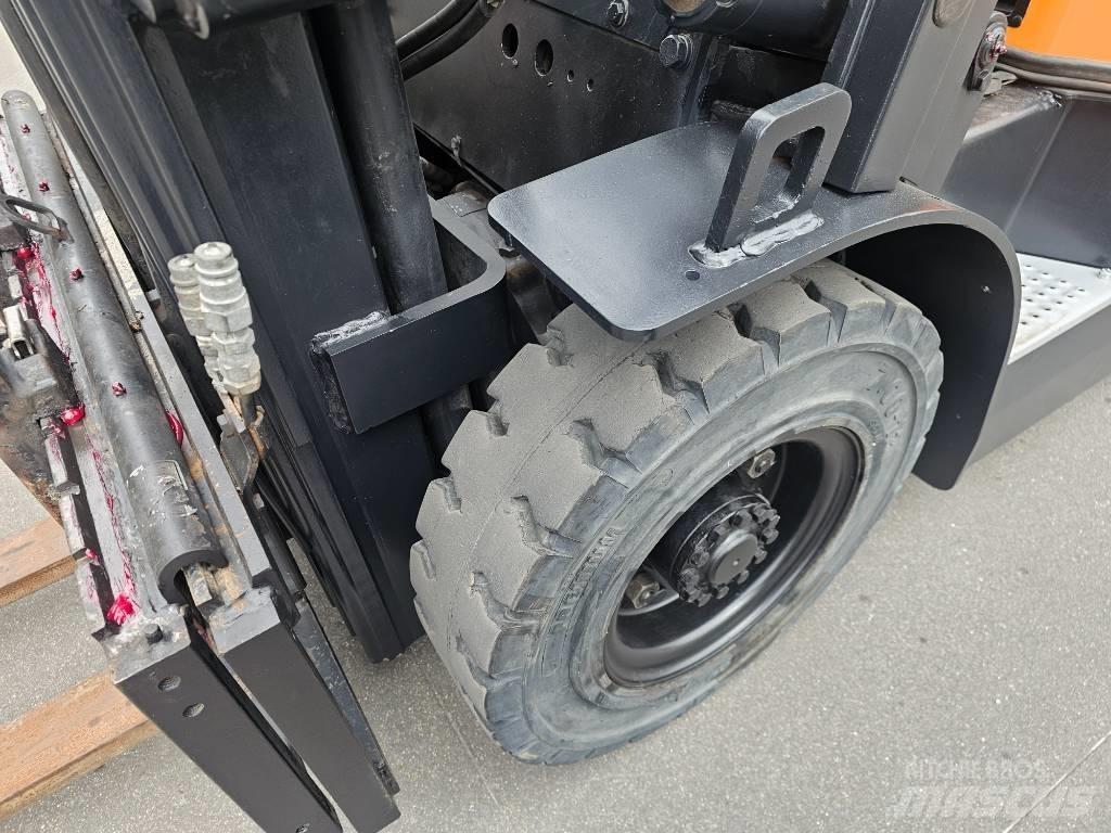 Doosan D 25 G Diesel gaffeltrucks