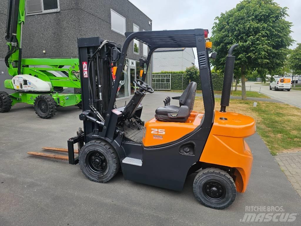 Doosan D 25 G Diesel gaffeltrucks
