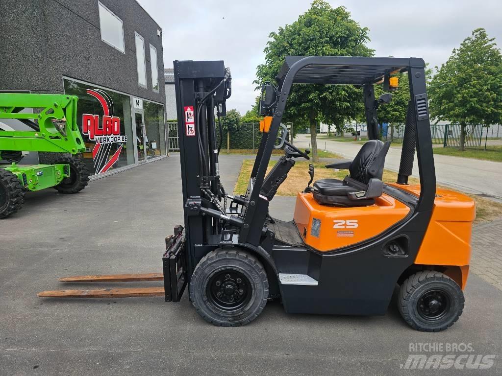 Doosan D 25 G Diesel gaffeltrucks