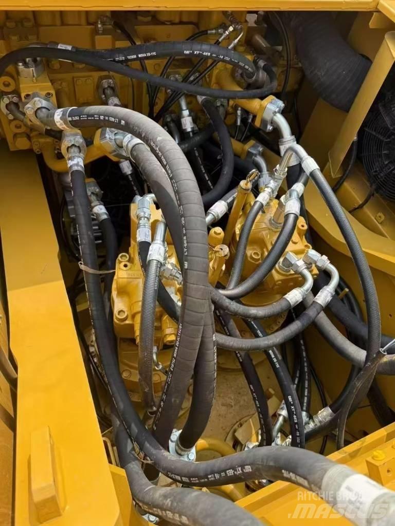 CAT 349 D L Gravemaskiner på larvebånd