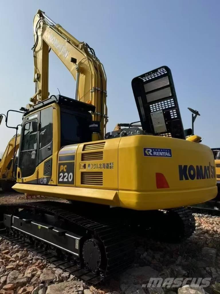 Komatsu PC 220-8 Gravemaskiner på larvebånd