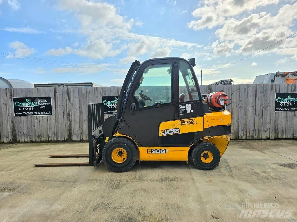 JCB TLT 30 G LPG gaffeltrucks