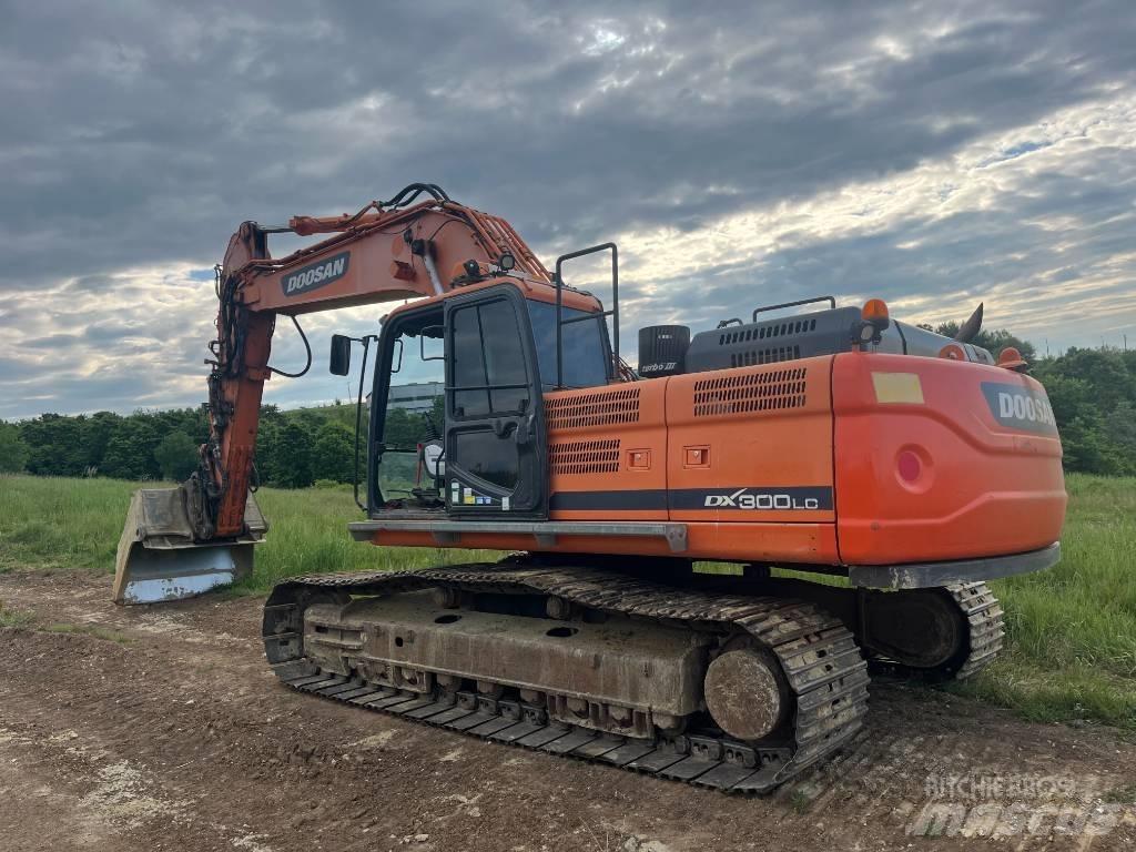 Doosan DX 300 LC Gravemaskiner på larvebånd