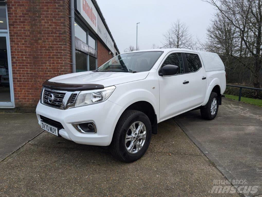 Nissan Navara Pickup/Sideaflæsning