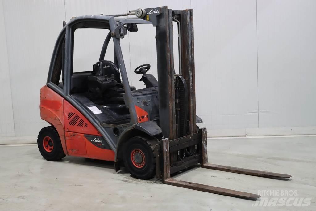 Linde H25D-02 Diesel gaffeltrucks