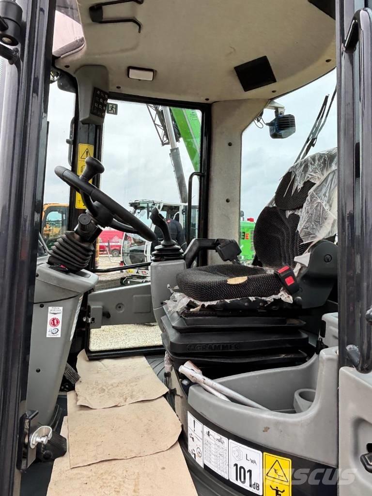 Yanmar V 120 Læssemaskiner på hjul