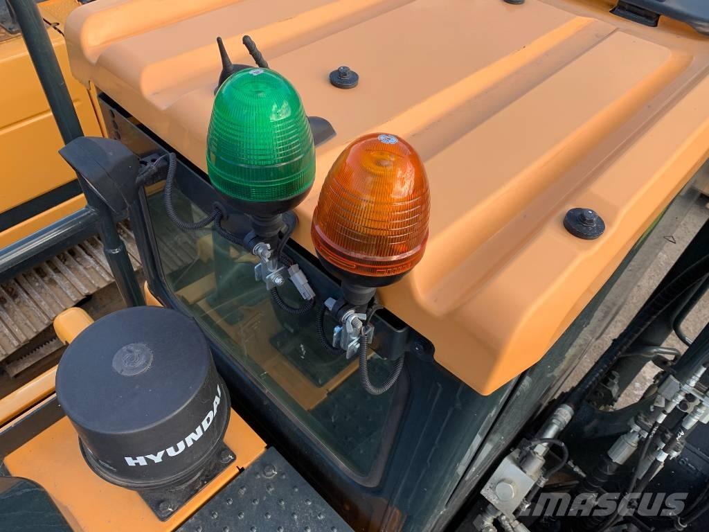 Hyundai HX220A L Gravemaskiner på larvebånd
