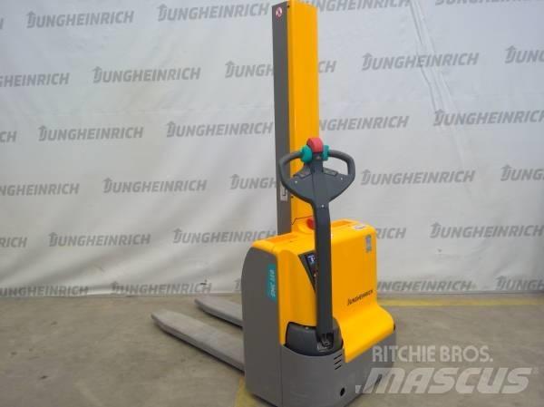 Jungheinrich EMC 110 Gaffelstabler med gående fører