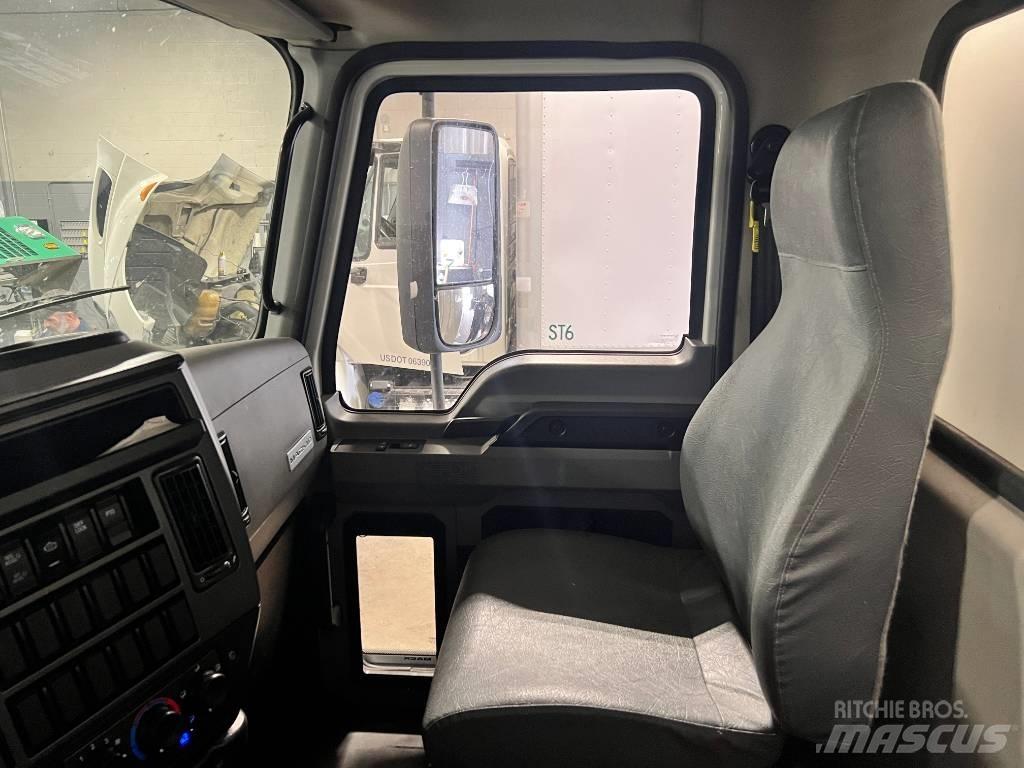Mack MD 6 Fast kasse