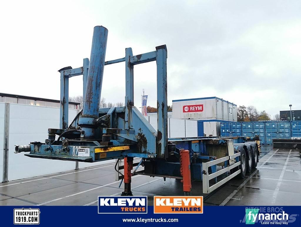 Renders TIPPER Semi-trailer med containerramme